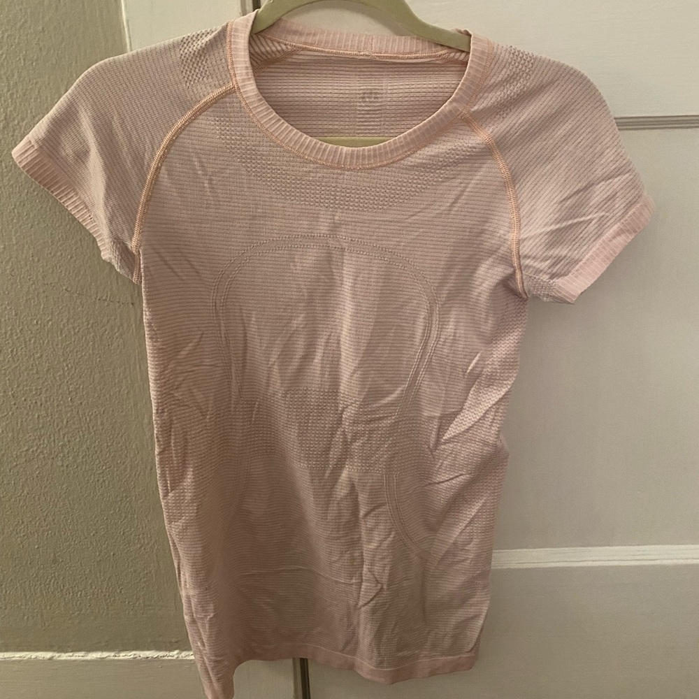 COPY - Lululemon Women’s run relaxed shirt